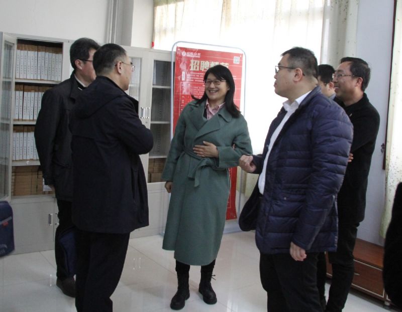 Leaders of Weifang archives visited Longgang group for investigation